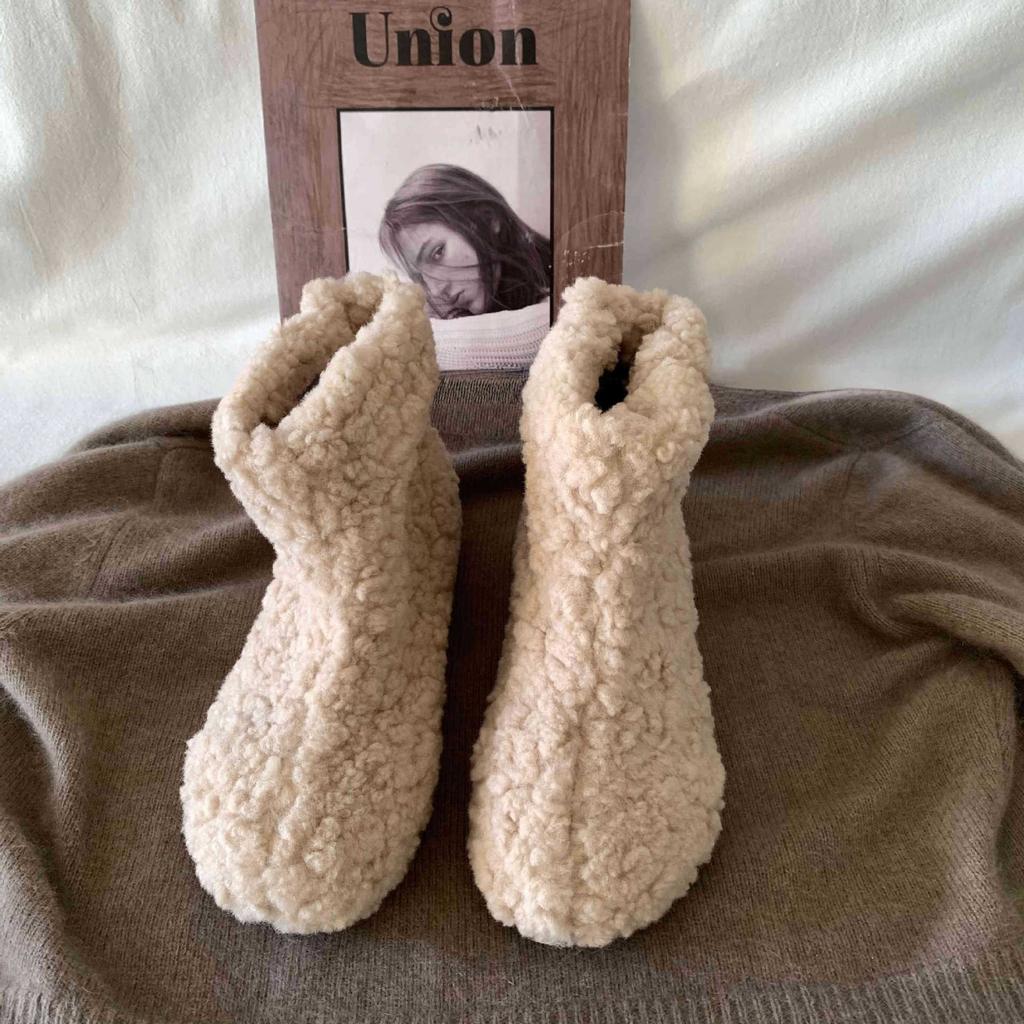 Warm fleece milk fufu~ Korean gentle fairy snow boots winter fleece thickened warm short fluffy shoes boots