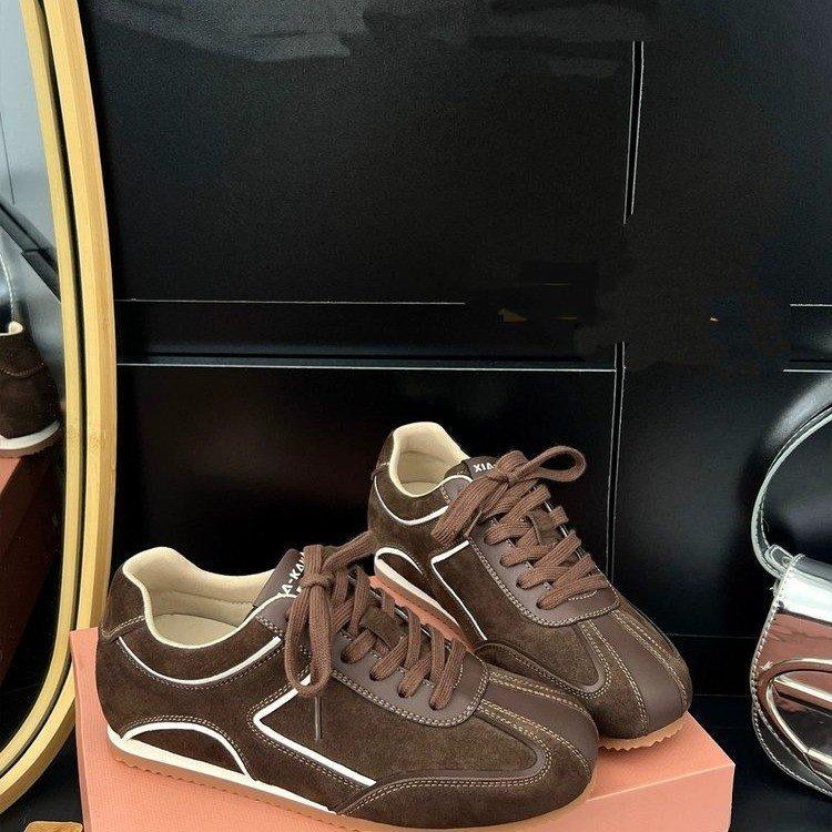 Inner height increase 5cm retro German training shoes women's autumn 2025 new leisure sports soft sole German training board shoes children