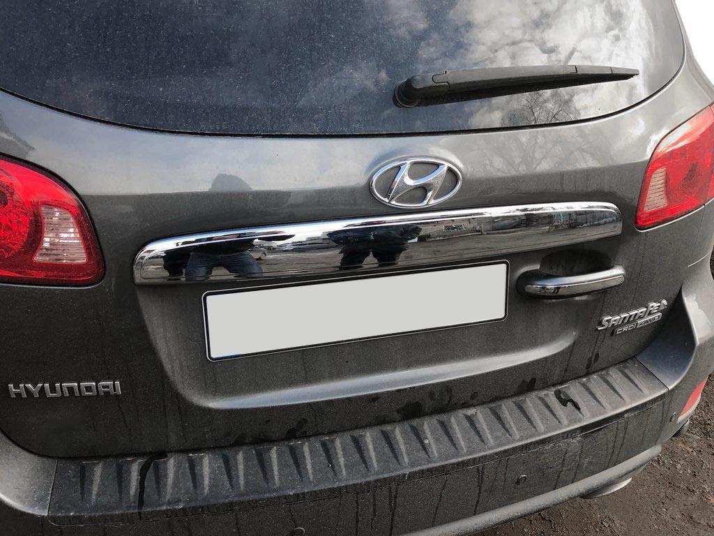 

Планка над номером (нерж) для Hyundai Santa Fe 2 2006-2012 рр.