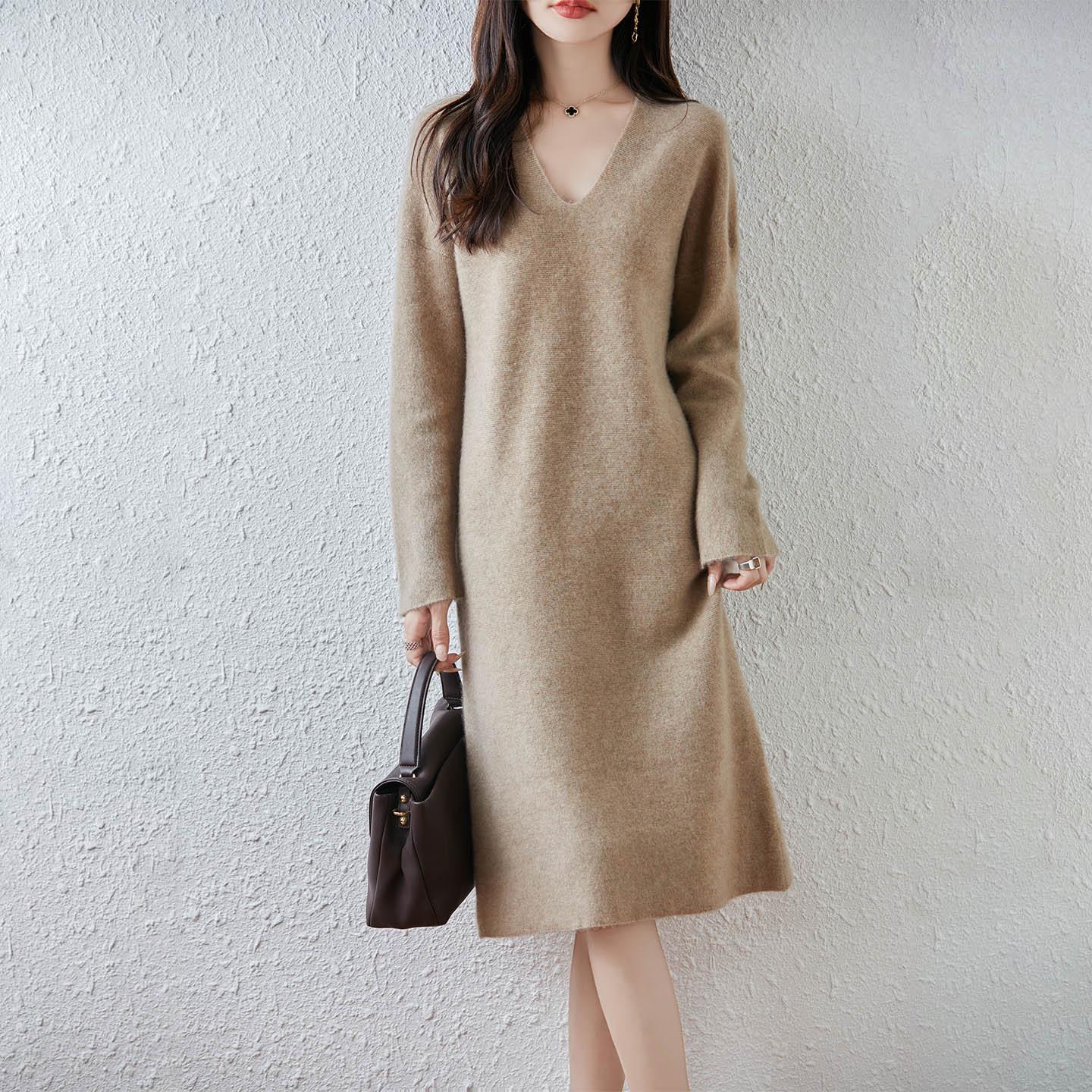 

Новое корейское трикотажное шерстяное платье миди с V-образным вырезом на осень и зиму 2025 M