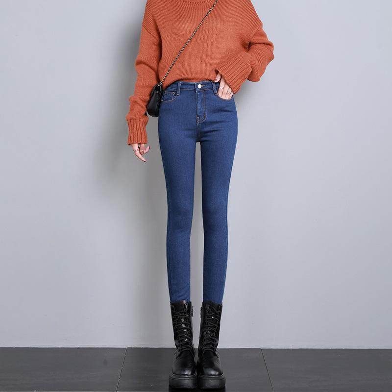 Women's High-Waisted Skinny Jeans Warm and Stylish Winter Pants Mid-Rise Design for Casual Winter Wear Stylish Skinny Jeans Stretchy Fabric