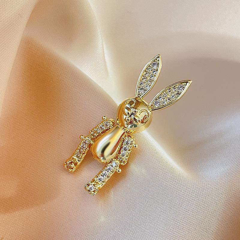 Snowflake & Butterfly Zircon Brooch with Freshwater Pearl for Women's Korean Style Suit Coat