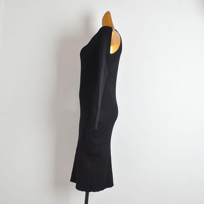Western Style New round Neck Long sleeve Knitted dress Women clothes Spring and Autumn Slim fit Sexy Hollow Backless Hip Skirt