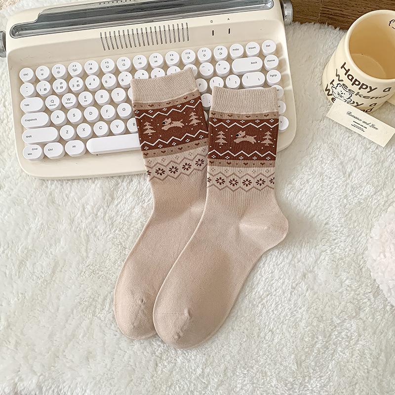 

Female Spring and Autumn New All Kinds of Cute Cartoon Dog Boneless Tube Stack Socks 1 pair хаки