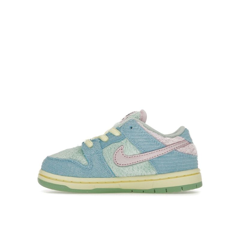 Nike Verdy X Dunk Low SB TD Visty Baby Sneakers Blue Blue-Gaze Light-Arctic-Pink FZ7194-400