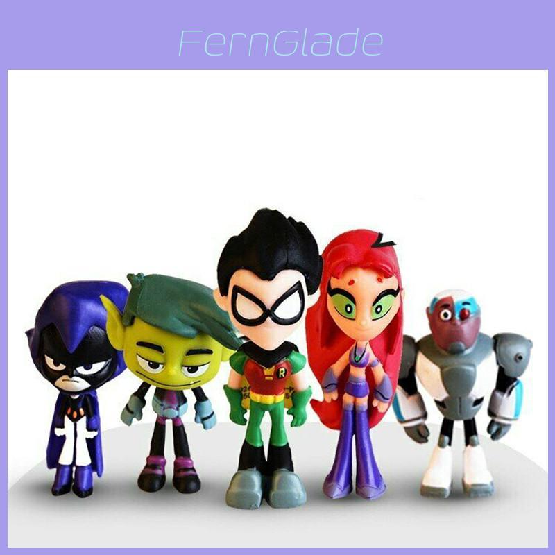 סט דמויות צבעוני של Teen Titans Go הכולל את רובין, רייבן, ביסט בוי, סטארפייר - פריטי אספנות