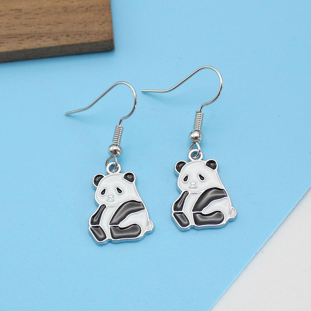 

Sitting Panda Animals Dangle Earring for Women Simple Sweet Black White Enamel Ear Zircon Wholesale Girl Friend Kids Gift