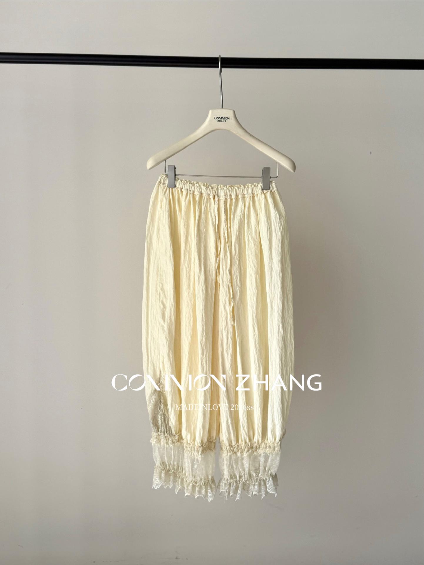 

Women s Sweet Lace Patchwork Cropped Casual Pants - Scallop Lantern Design (C11046) Medium