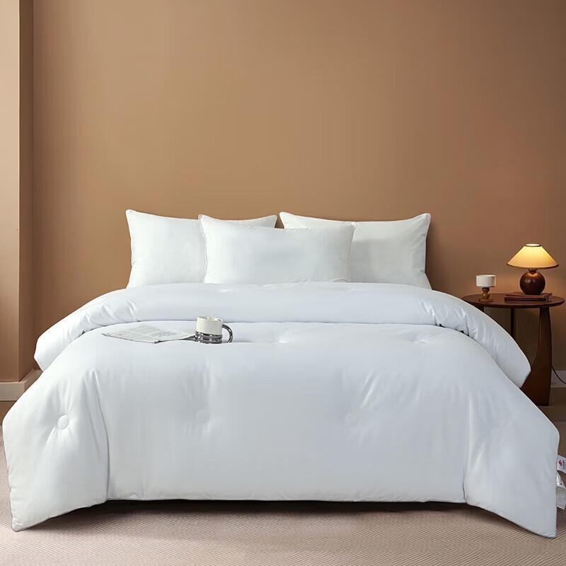 Grace Bolan All-Season Comfort Duvet