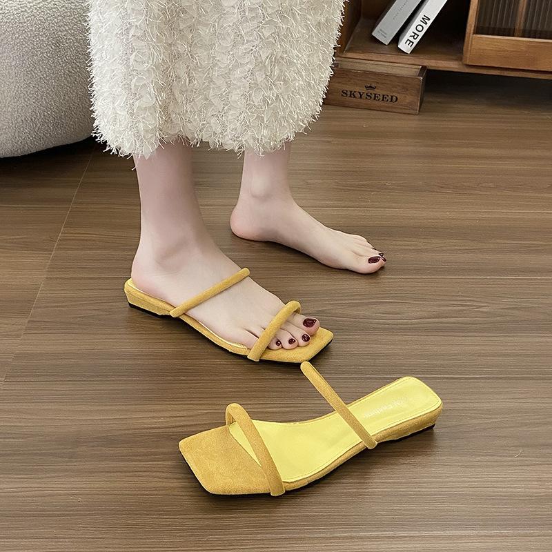 

Slippers women s summer outer wear new one-word sandals flat-bottomed holiday beach sandals 35