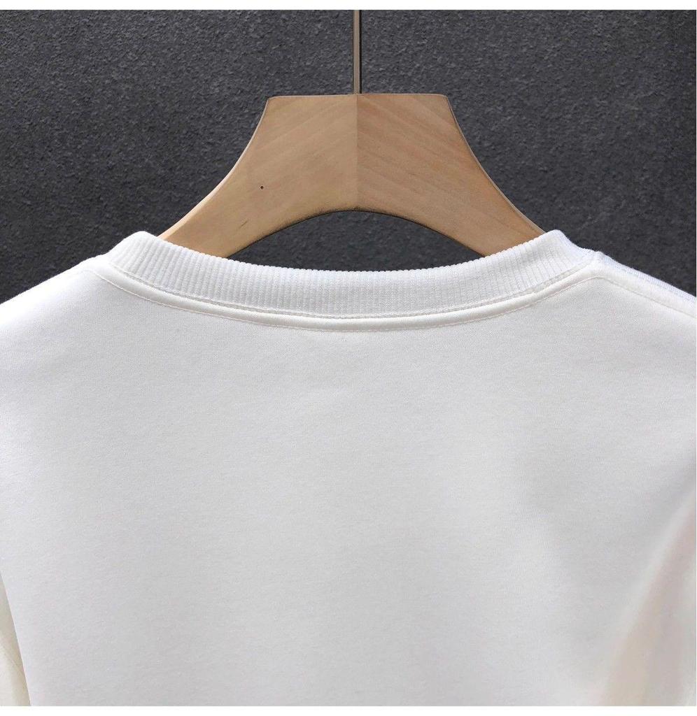 Men's Winter Fleece-Lined White Sweatshirt: Simple Solid Color, Round Neck, Long Sleeve, No Hood, Perfect for Spring and Autumn.