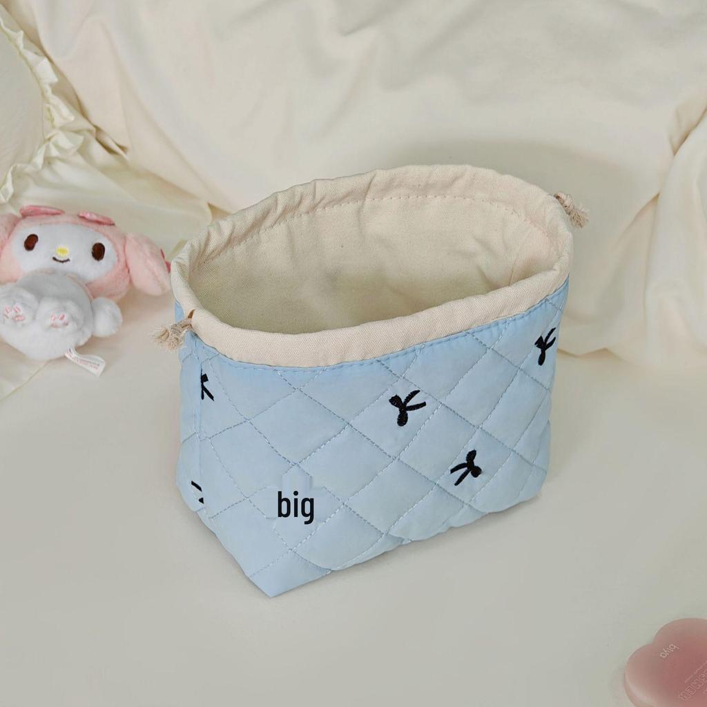 Premium Quilted Travel Storage Pouch: Large Capacity, Cute Drawstring Design