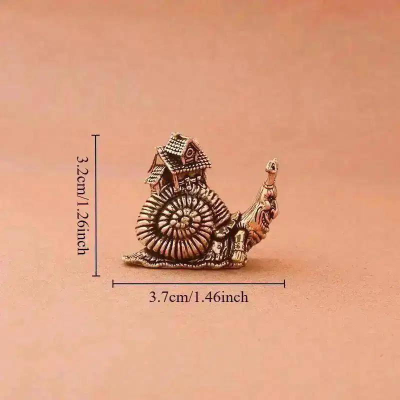 Simulation Animal Figurines Miniatures Toys Hip Hop Exaggerate Solid Brass Snail House Small Ornaments Tea Pet Ceremony Copper