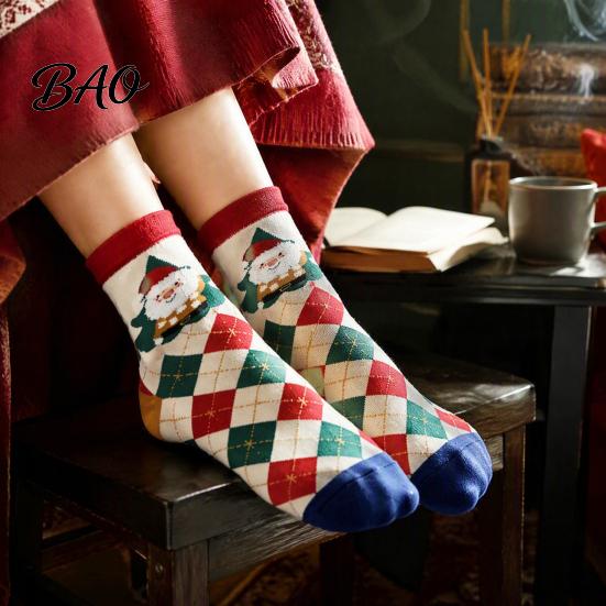 Breathable Combed Cotton Socks Christmas for Men And Women, Soft Colorful Festive Crew Winter Socks, Novelty Footwear Holiday Wear Matching Couple