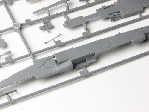 Platz 1/72 Japan Air Self-Defense Force F-1 Support Fighter Plastic Model Kit