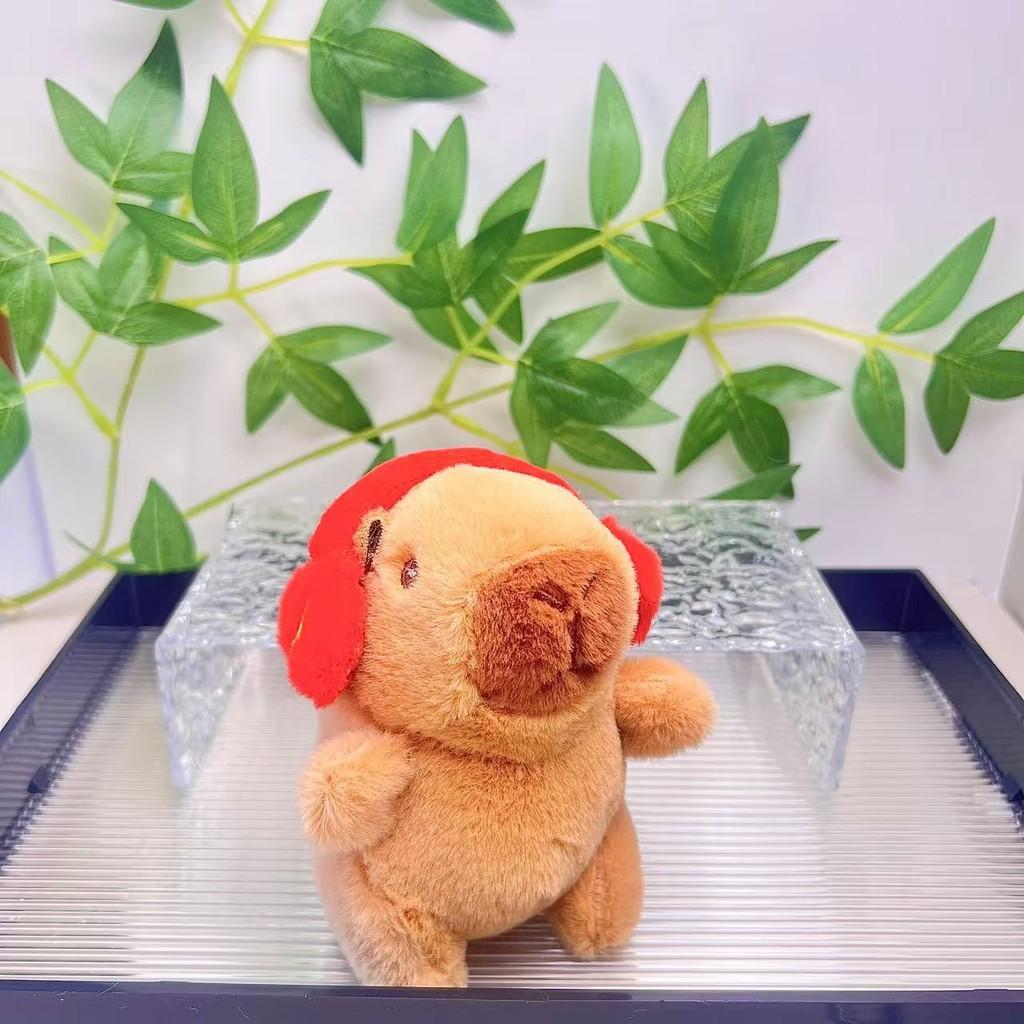 

Милая красочная плюшевая кукла капибара с наушниками, идеально подходящая для любителей плюшевых игрушек и в качестве подарка Red Headphones,13cm Chain