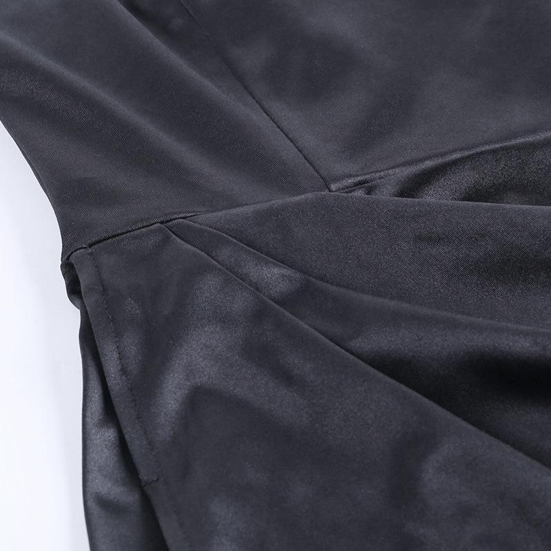 Printemps et été couleur unie fente bretelles robe femme à la mode encolure pêche sexy coupe slim