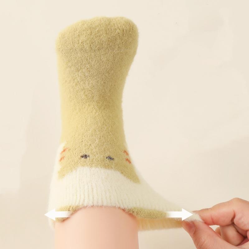 Baby Plush Sock Winter Warm Kids Middle Tube Socks for Girls Boys Thicken Velvet Anti-Cold Newborn Footwear Cute Cartoon Children Socks