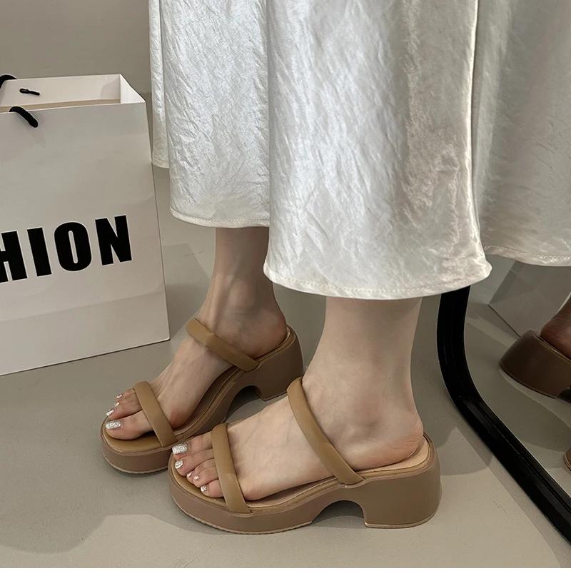 New Summer Open Toe Women's Slippers Fashion Ladies Outdoor Thick Bottom Dress Slide Sandals