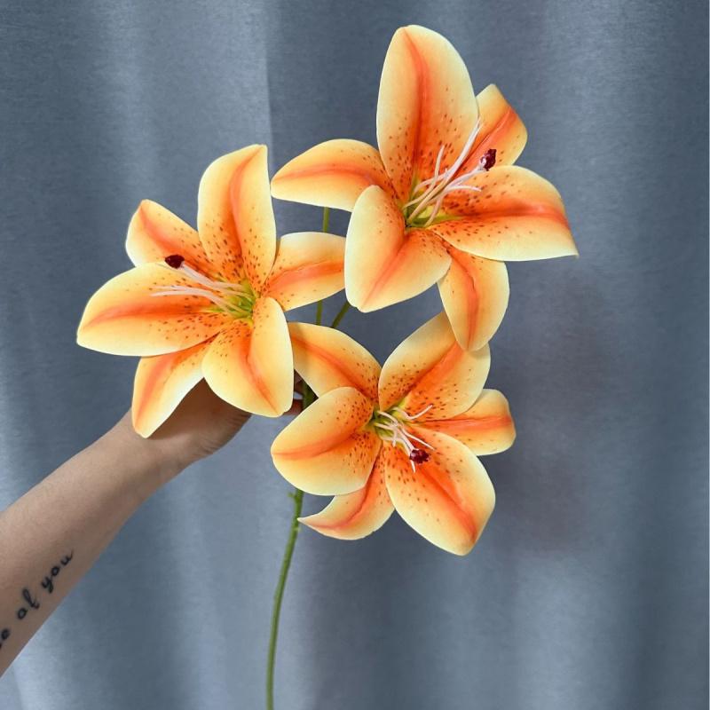 5 Stück künstlicher Lilienblütenzweig drei Köpfe 3D-Druck Latex-Lilie