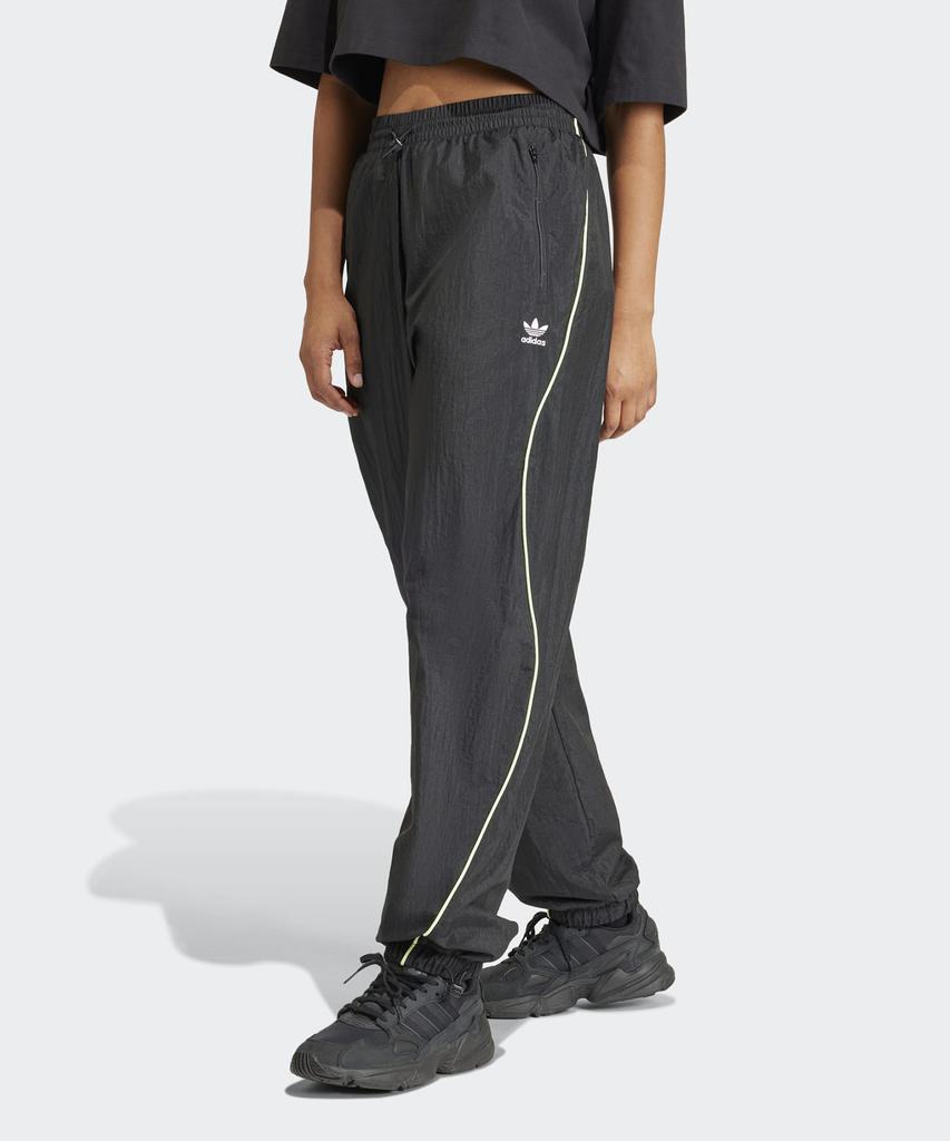 ADIDAS Parachute Pants - Black / It9698