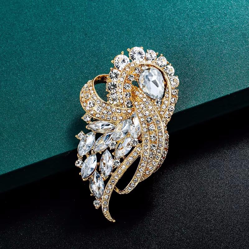 Luxury Full Crystal Women Men Twist Brooch Badges Exquisite Party Banquet Rhinestone Pin Vintage Clothing Coat Accessories