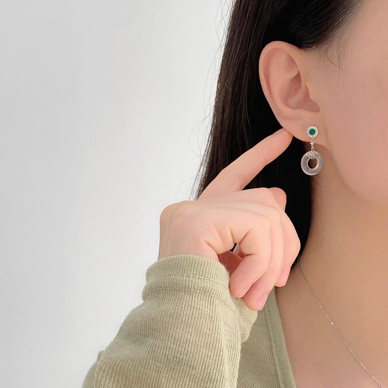 Xiangyun Ping An Buckle Earrings Light Luxurious Personality Versatile Art Style Small Fresh Earrings