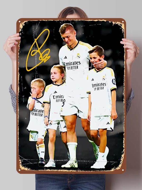 Toni Kroos Posters Football Player Sign Gamer Room Decoration Custom Metal Tin Signs for Room Wall Art Decoration Bathroom Decor