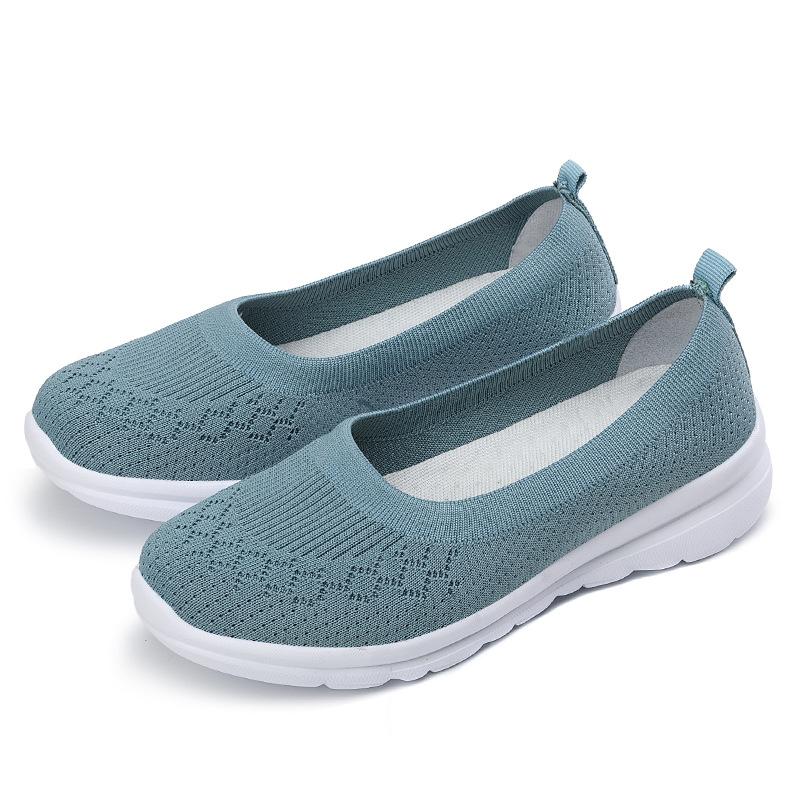 20252025 Old Beijing cloth shoes women's flying weaving one-pedal flat-soled mother shoes