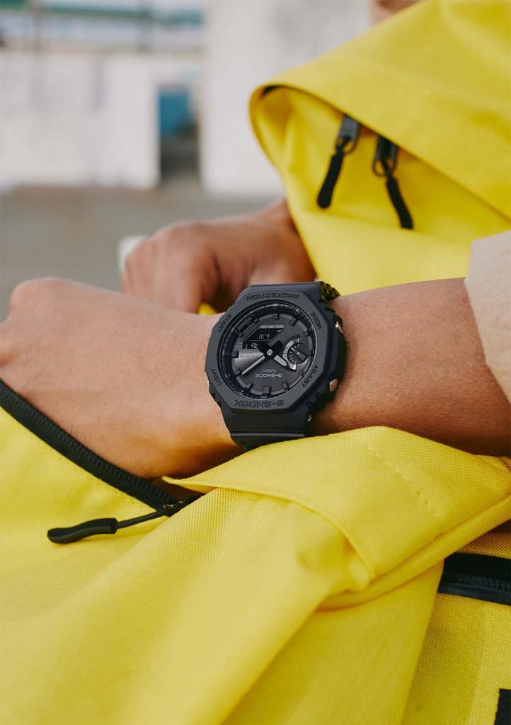 Casio G-Shock GA-B2100-1A1JF, Tough Solar Power, Bluetooth Smartphone Link, All Black "CasiOak" Carbon Core Guard, Men's Sport Watch, Brand New