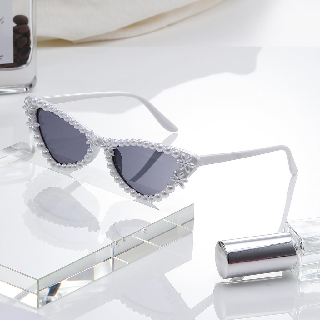 New Cross-border Framed with Letters Glasses Personality Holiday Atmosphere Photo Modeling Trend WOMEN'S GLASSES