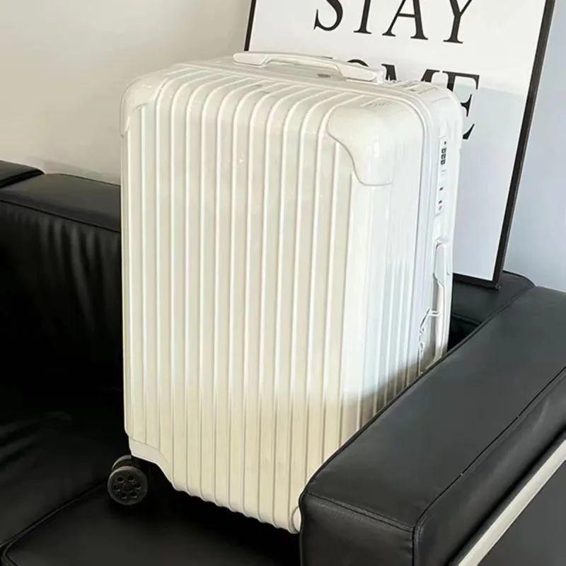 Women's Lightweight Durable Suitcase: New Model with Silent Wheels, Large Capacity & Combination Lock