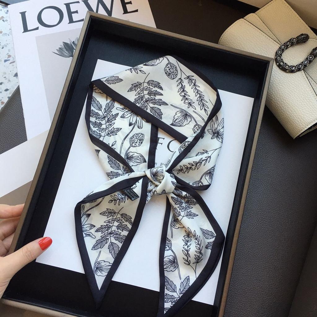 Cashew flower silk scarf, double-sided printed headband, ins decoration, versatile triangle scarf accessories