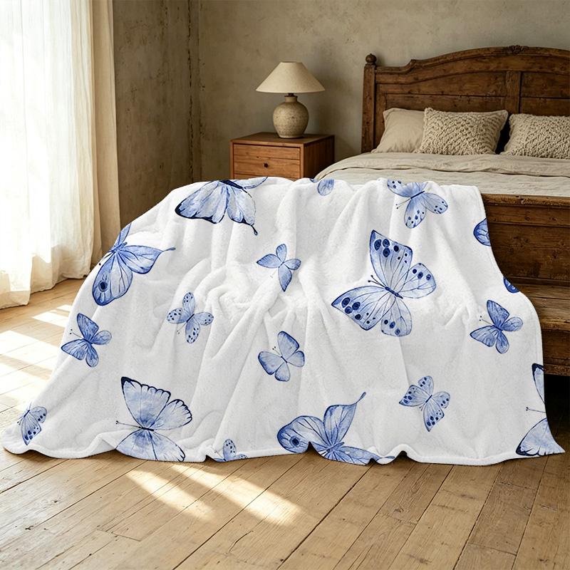Soft Flannel Fleece Blanket, Breathable Cozy Throw with Butterfly Design Lightweight All Seasons for Home Office, Christmas & Halloween