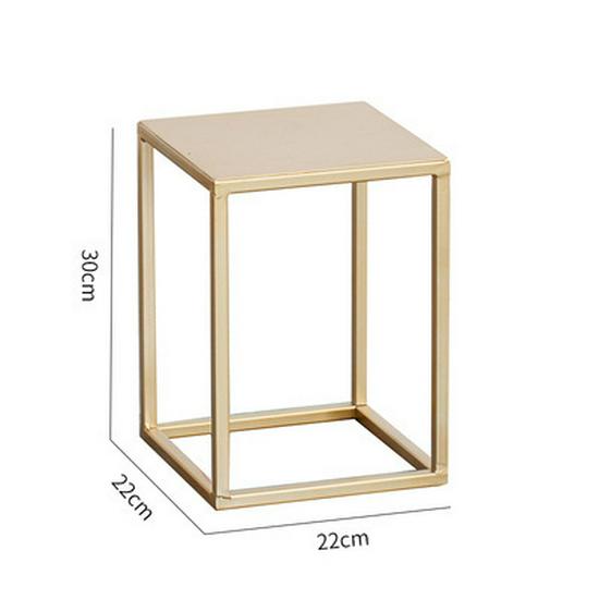 

Скандинавская подставка для цветов из кованого железа: Полка для комнатных растений в стиле легкой роскоши для гостиной, спальни или балкона.