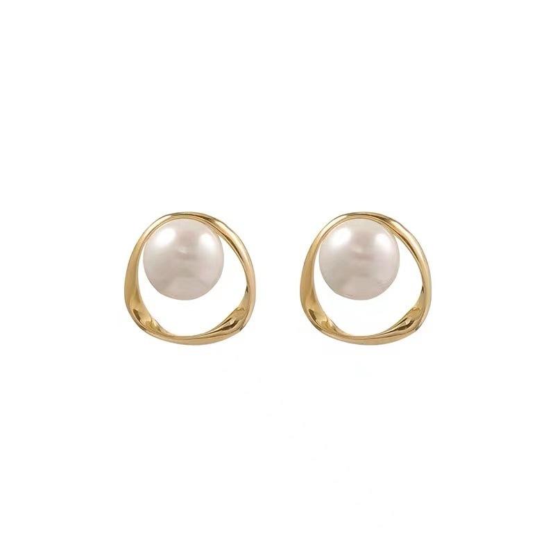 Gold Color Imitation Pearl Earring for Women Round Stud Earrings Korean Delicate Irregular Design Unusual Fashion Jewelry