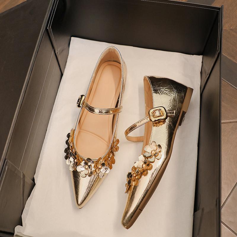 

Retro Design Flower Mary Jane Shoes for Women 2025 Spring New Style Gentle Evening Breeze Pointed Inner Height Single Shoes 34 золотистый