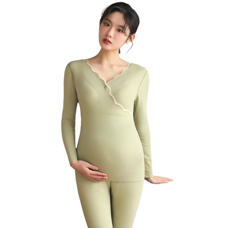 Autumn & Winter Thermal Maternity Nursing Set: Includes Chest-Pad Top & Pants in German Velvet