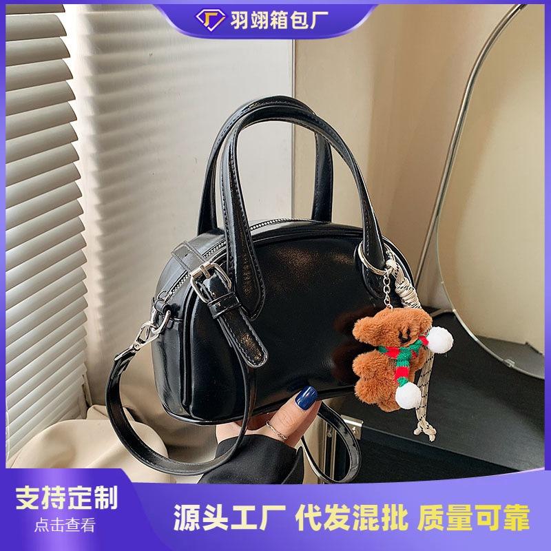 High-end small bag women's new spring versatile messenger bag fashion pillow bag