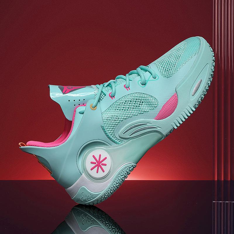 Men's shoes summer new mesh breathable sports shoes teenagers actual basketball shoes sports shoes men