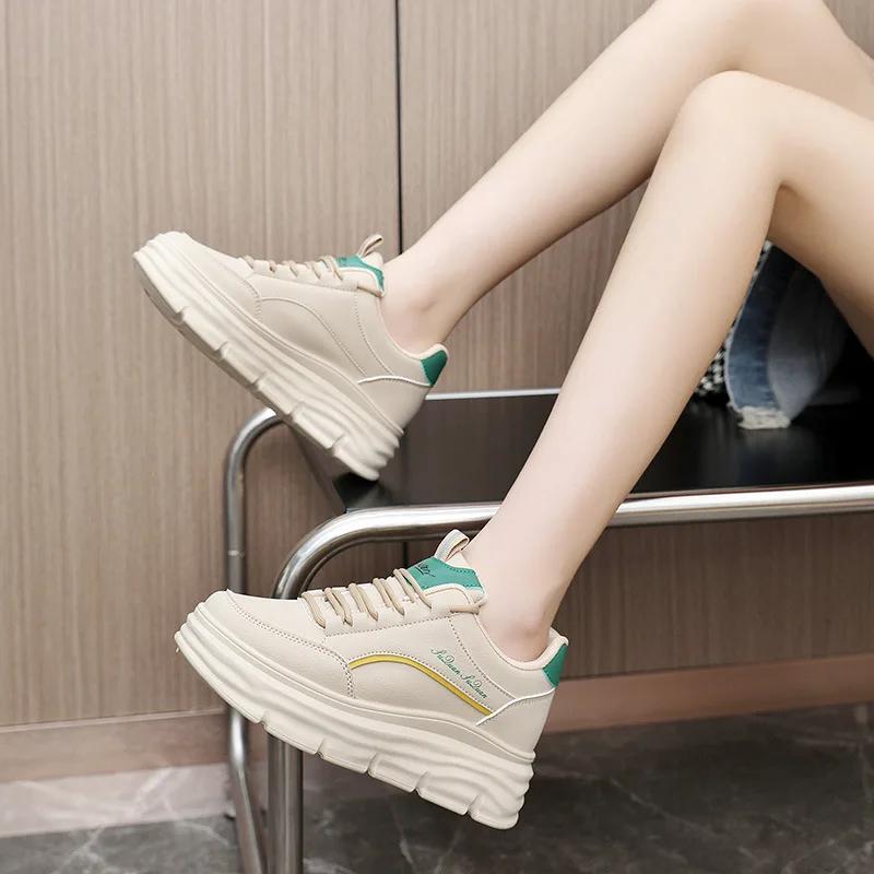 Witte Platform Dames Schoenen Pu Leer Sneakers voor Dames 2025 Nieuw Design Vetersluiting Ronde Neus Dames Schoenen Platte Gevulkaniseerde Schoenen