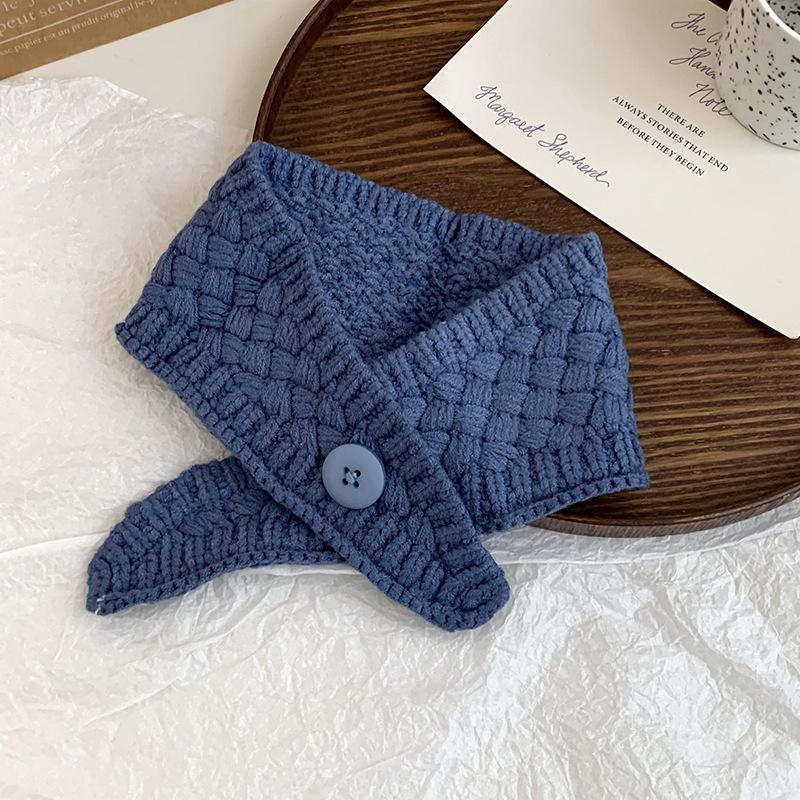 

Новый вязаный короткий шарф с пуговицами-конфетами, женский, осенне-зимний, универсальный, декоративный, для защиты шеи, маленький шарф, накидка на шею