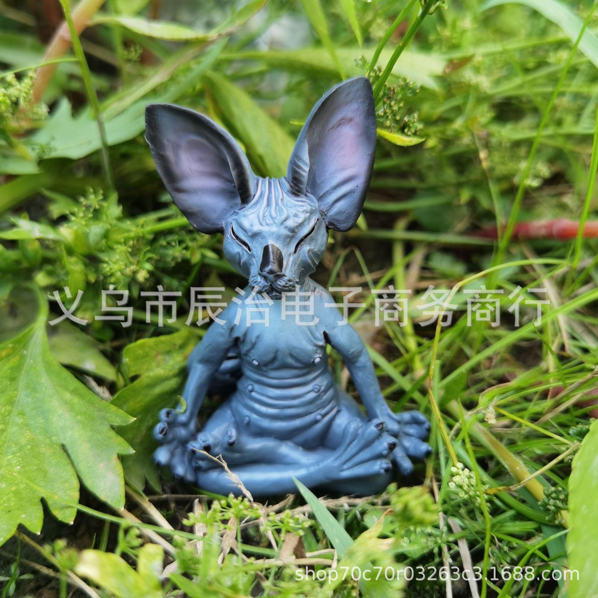 

Sitting hairless cat meditating cat and dog resin handicraft ornament sitting meditation creative home garden decoration ornament
