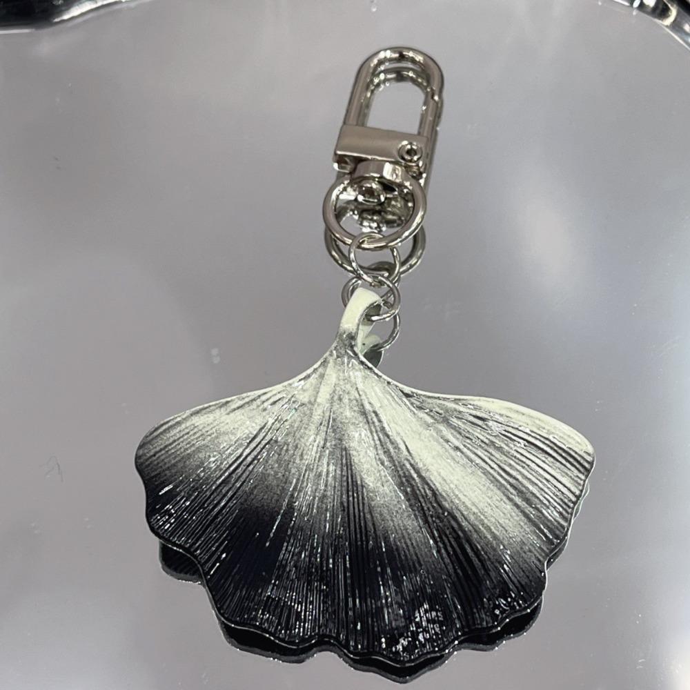 Art Trendy Alloy Maple Leaf Keychain Simple Versatile Maple Leaf Pendant Cartoon Colorful Ginkgo Leaf Keyring Car Key Chain