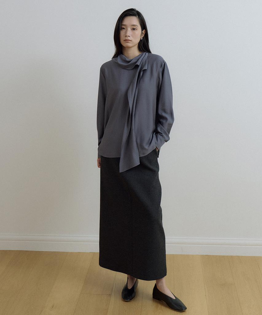 LINGSEOUL Draped Tie Blouse-Charcoal