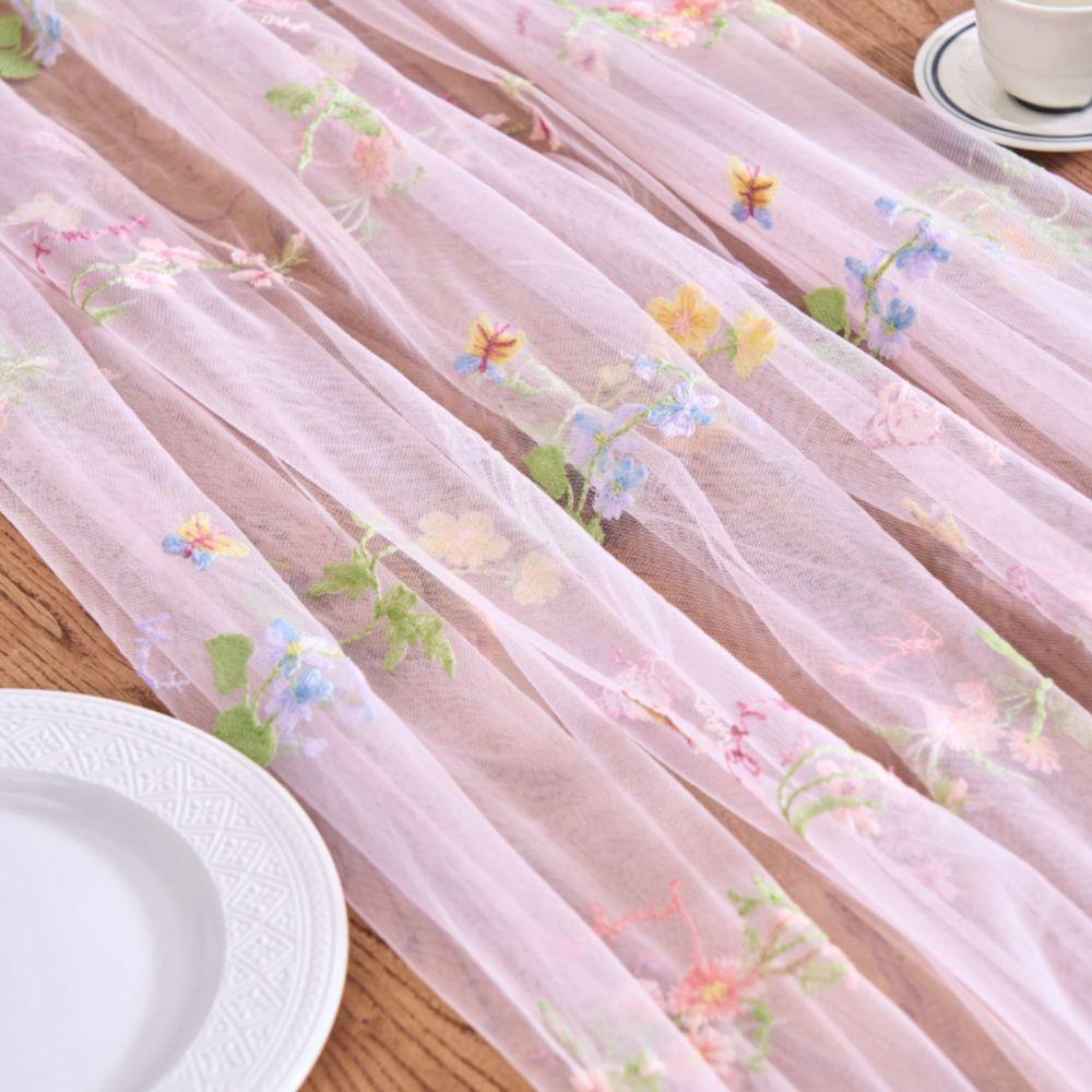 French Pastoral Style Embroidered Flower Lace Table Runner Long Strip Romantic Table Cover Retro Breathable Table Linen Party