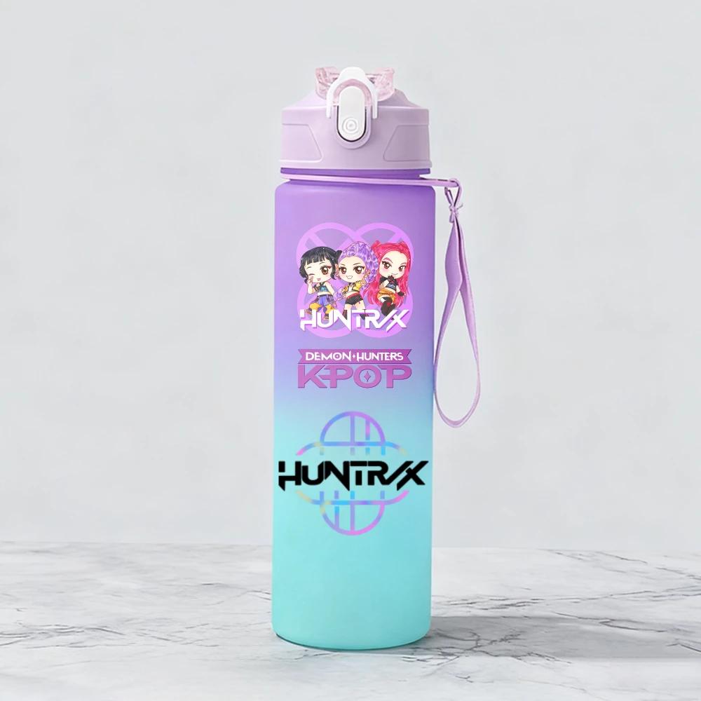 Demon Hunters Huntr Rumi Mira Zoey Jinu Celine Plastic Water Cup Pop Drinking Bottle School Huntrix Gourde ML KPOP X K 800 Kid Friendly Entertaining