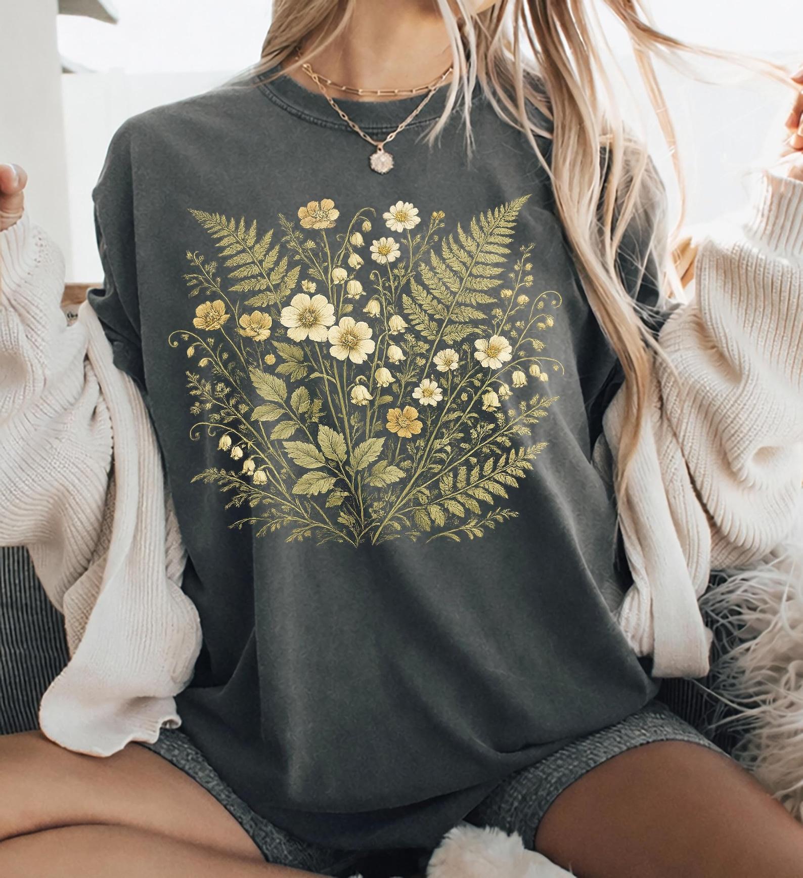 90s Botanical Fern Comfort Colors® Shirt, Retro Cottagecore T-Shirt, Vintage Garden Flower Shirt S