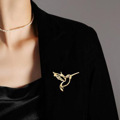 Bird Brooch Strong Pin High-Quality Alloy Durable Anti-Oxidation Hollow Hummingbird Shape Lightweight Elegant Women Outfit Accessories Gift Brooch Pin