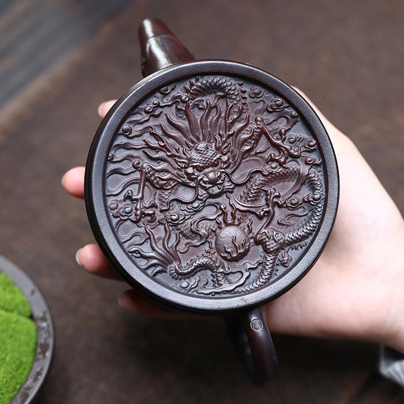 Yixing Handmade Purple Clay Teapot Hand-carved Dragon Pattern Tea Pot Beauty Tea Infuser Kettle Chinese Zisha Teaware